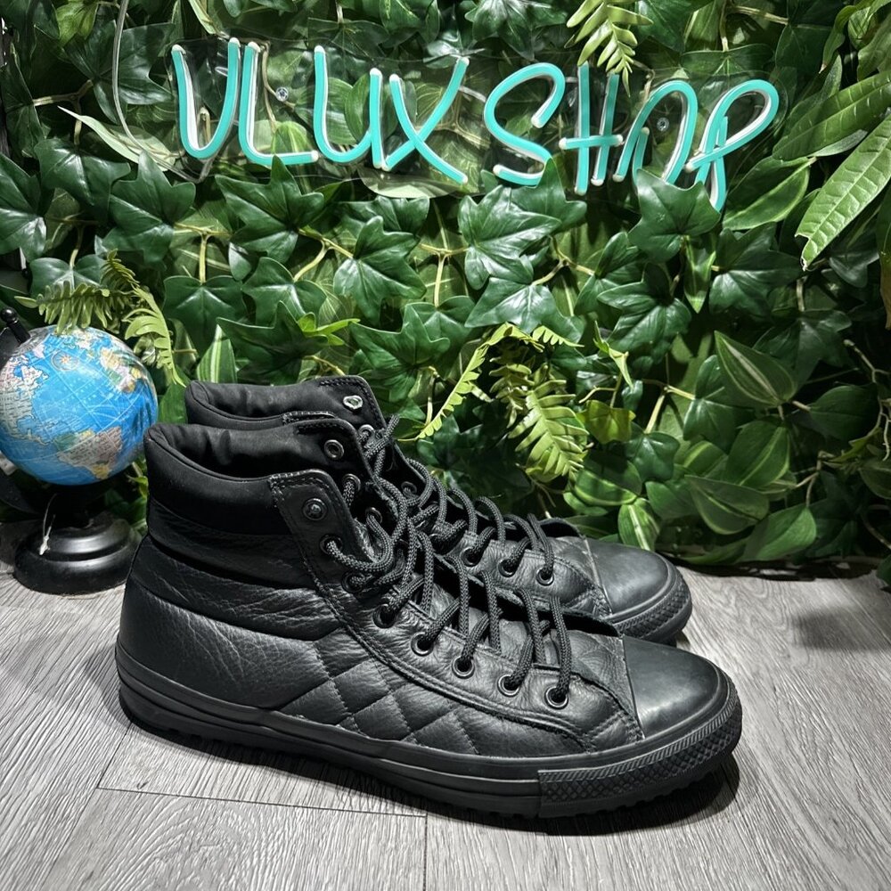 Converse Chuck Taylor Leather Shoes Men’s  12  Hi Top Black Quilted